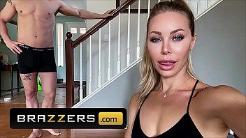Hot Babe (Nicole Aniston) Is Working Out And Gets Fucked – Brazzers
