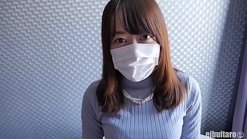 [Amador] Japonês sorrindo fofa estudante universitária e brinquedos esquilo cru e sexo baleado
