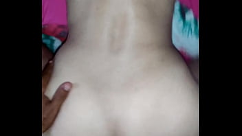 Casadas safadas e taradas trocando os maridos e gemendo e gozando horrores