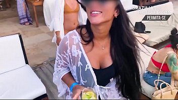 UM PAGODE NO FINAL DE TARDE E ASSIM QUE CHEGAMOS NO FLAT ROLOU AQUELE SEXO GOSTOSO DE SEMPRE…